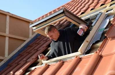 Pose de fenêtres de toit Velux à Auby
